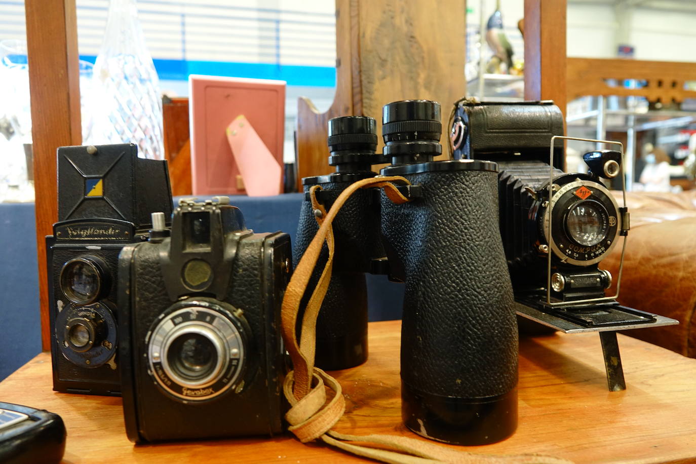 La capital del concejo de Parres acoge su tradicional Feria de Desembalaje