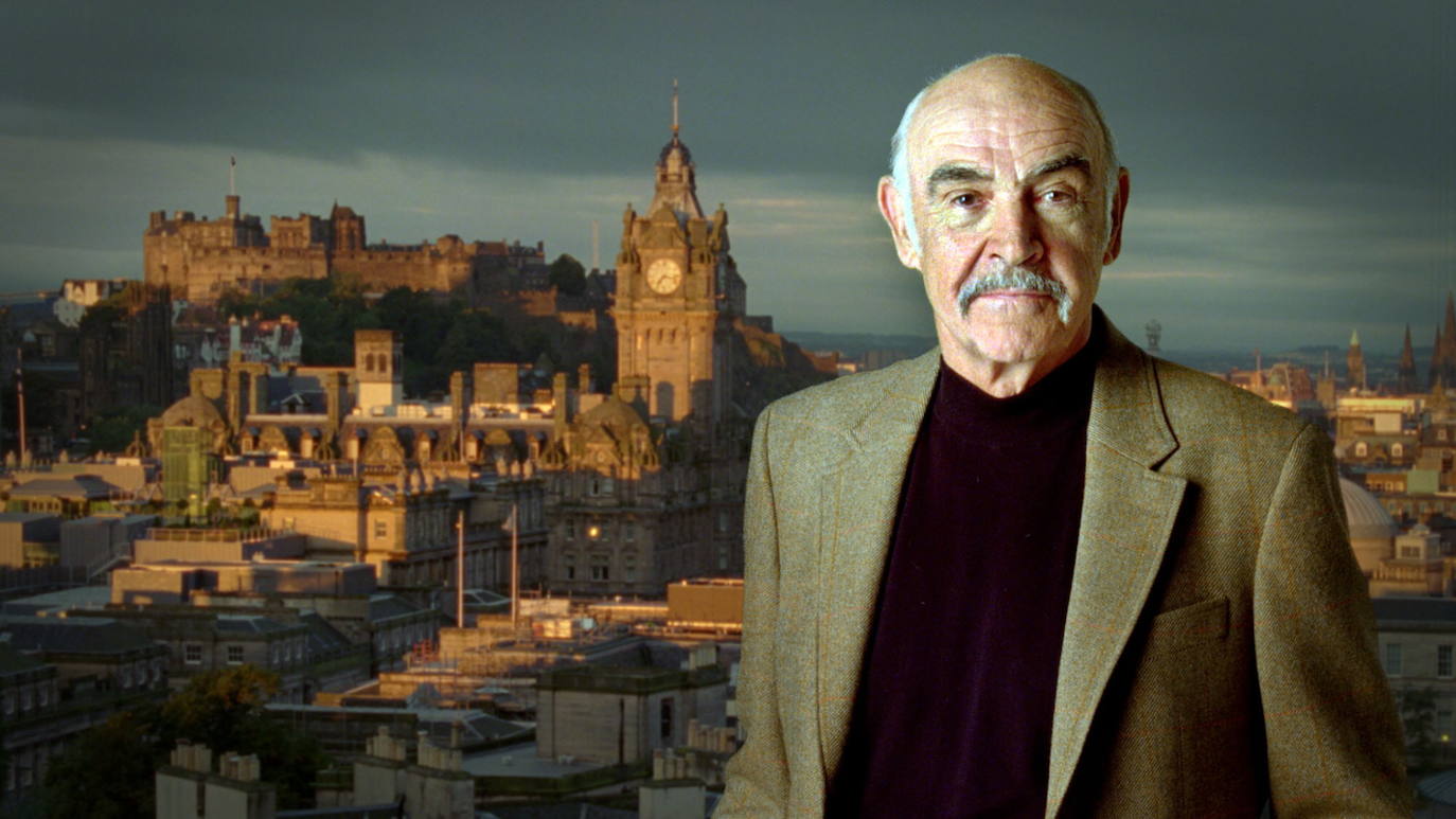 Sir Sean Connery sigue siendo una de las mayores estrellas de cine de todos los tiempos. El escocés más popular y seductor de su generación permanece en la cima de los mejores James Bond para la mayoría de fans de la saga de 007