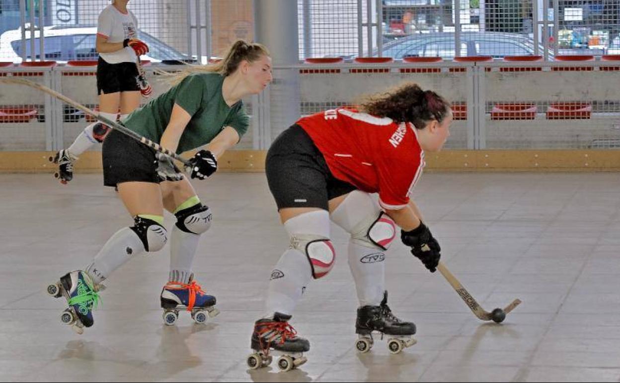 Un entrenamiento del Telecable de esta pretemporada en La Algodonera.