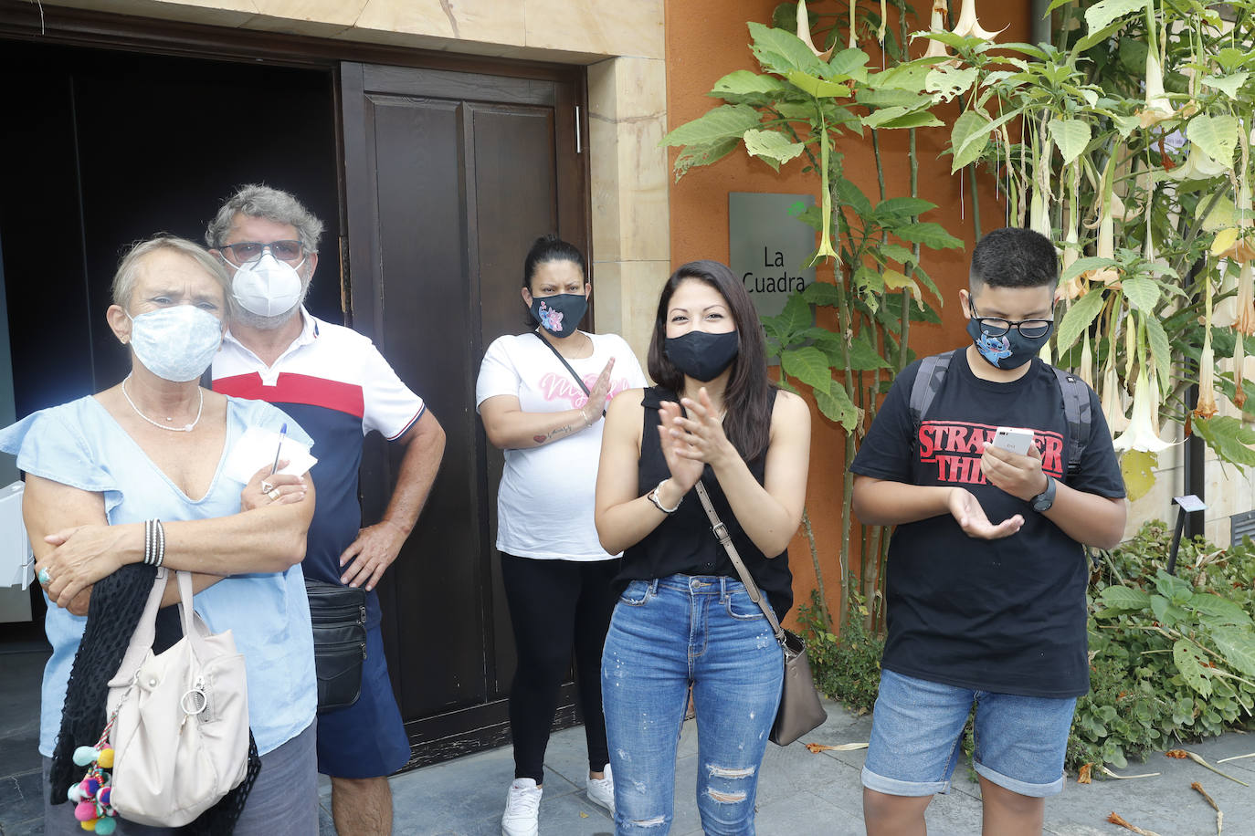 El Jardín Botánico Atlántico acogió este jueves el XXVII Campeonato Oficlal de Escanciadores, encuadrado dentro de la Fiesta de la Sidra Natural de Gijón. El certamen resultó atípico ante las restricciones impuestas y la falta de público. 