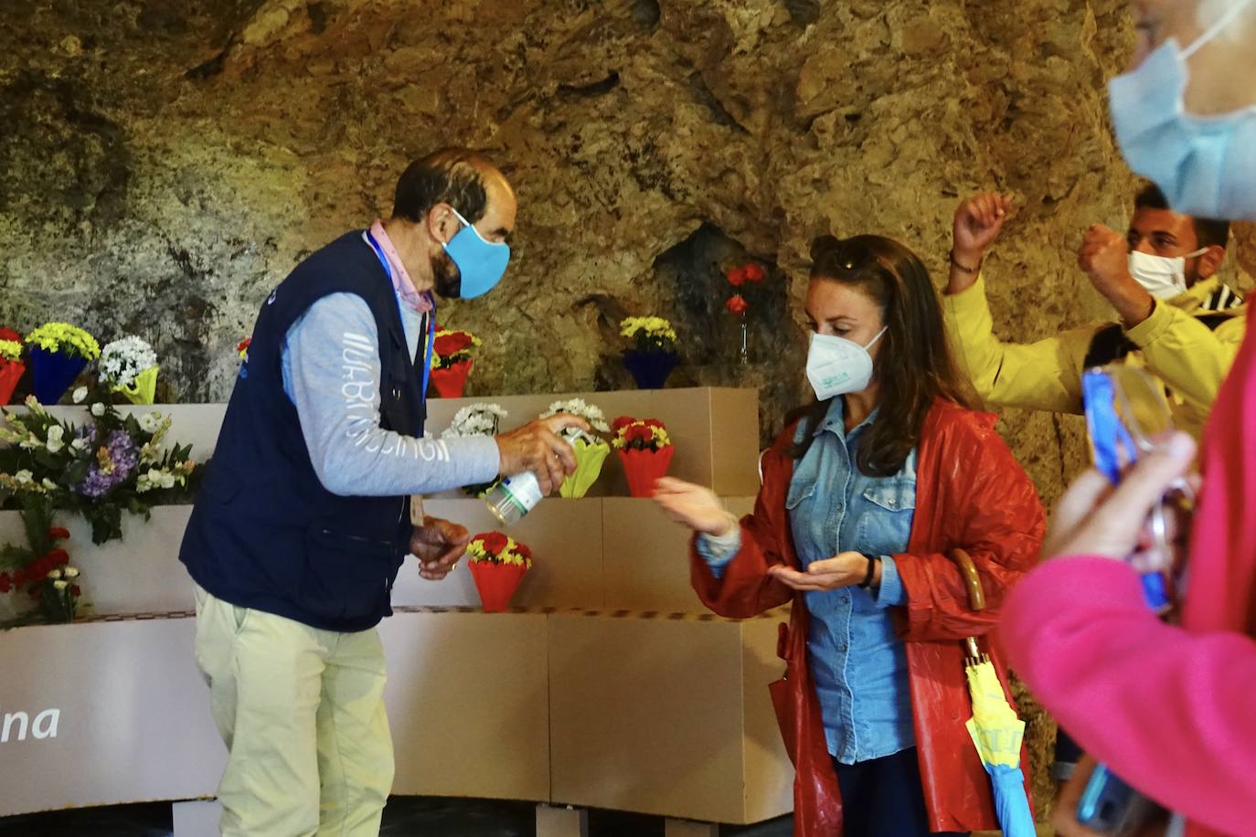 El Nuncio Apostólico en España, Monseñor Bernardito Auza, inauguró la Novena a la Santina de Covadonga, que estuvo marcada por el marcado cumplimiento de las medidas anti covid.