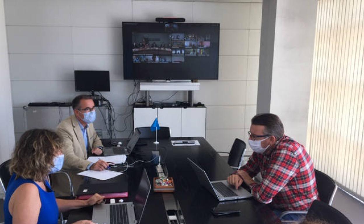 Salud pide «no bajar la guardia» para frenar el aumento de casos en Asturias y doblegar la curva en España