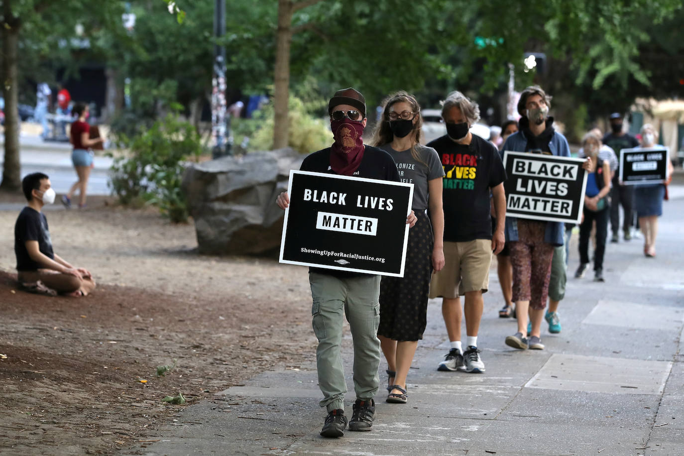 Las imágenes de las manifestaciones, con carteles en los que se lee 'Black Lives Matter' y jóvenes enfrentándose a los agentes forman parte de la cotidianidad de Estados Unidos