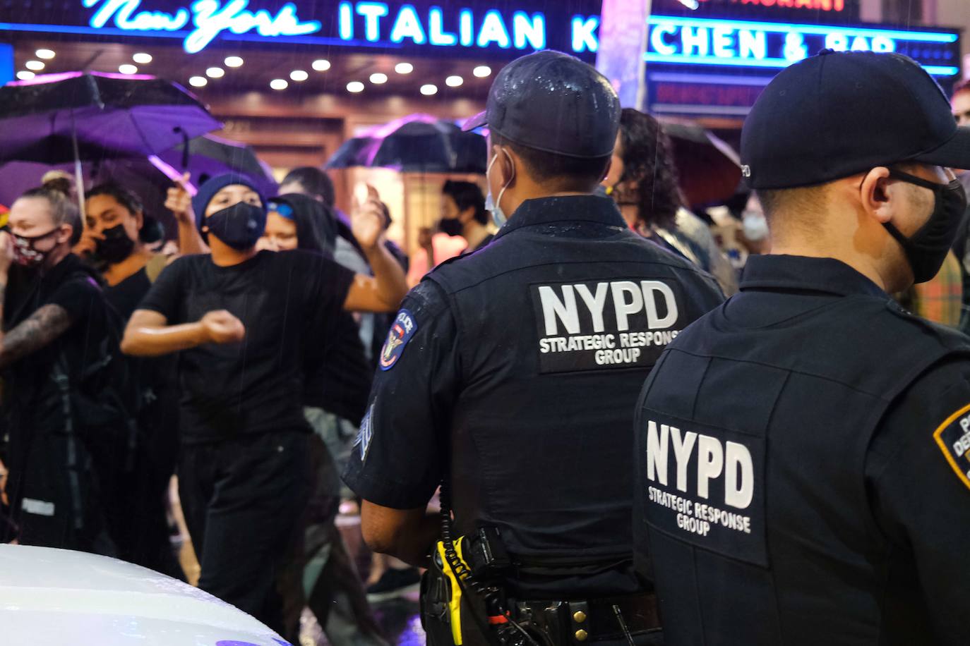 Las imágenes de las manifestaciones, con carteles en los que se lee 'Black Lives Matter' y jóvenes enfrentándose a los agentes forman parte de la cotidianidad de Estados Unidos