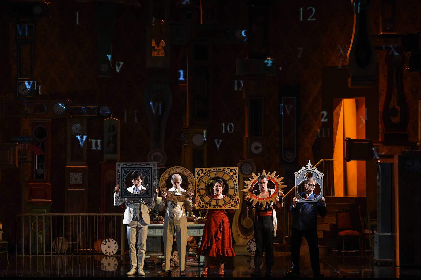 'L'heure espagnole', de Maurice Ravel, y 'Les mamelles de Tirésias', de Francisc Poulenc, abren la 73ª edición de la temporada de ópera de Oviedo en el Teatro Campoamor.