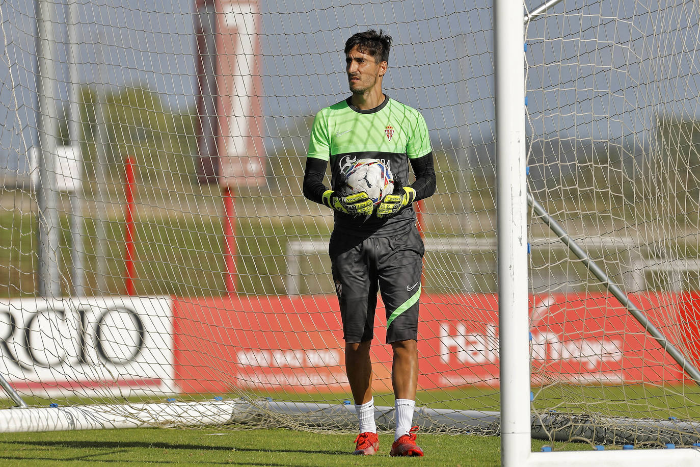 Fotos: Entrenamiento del Sporting (08-09-2020)