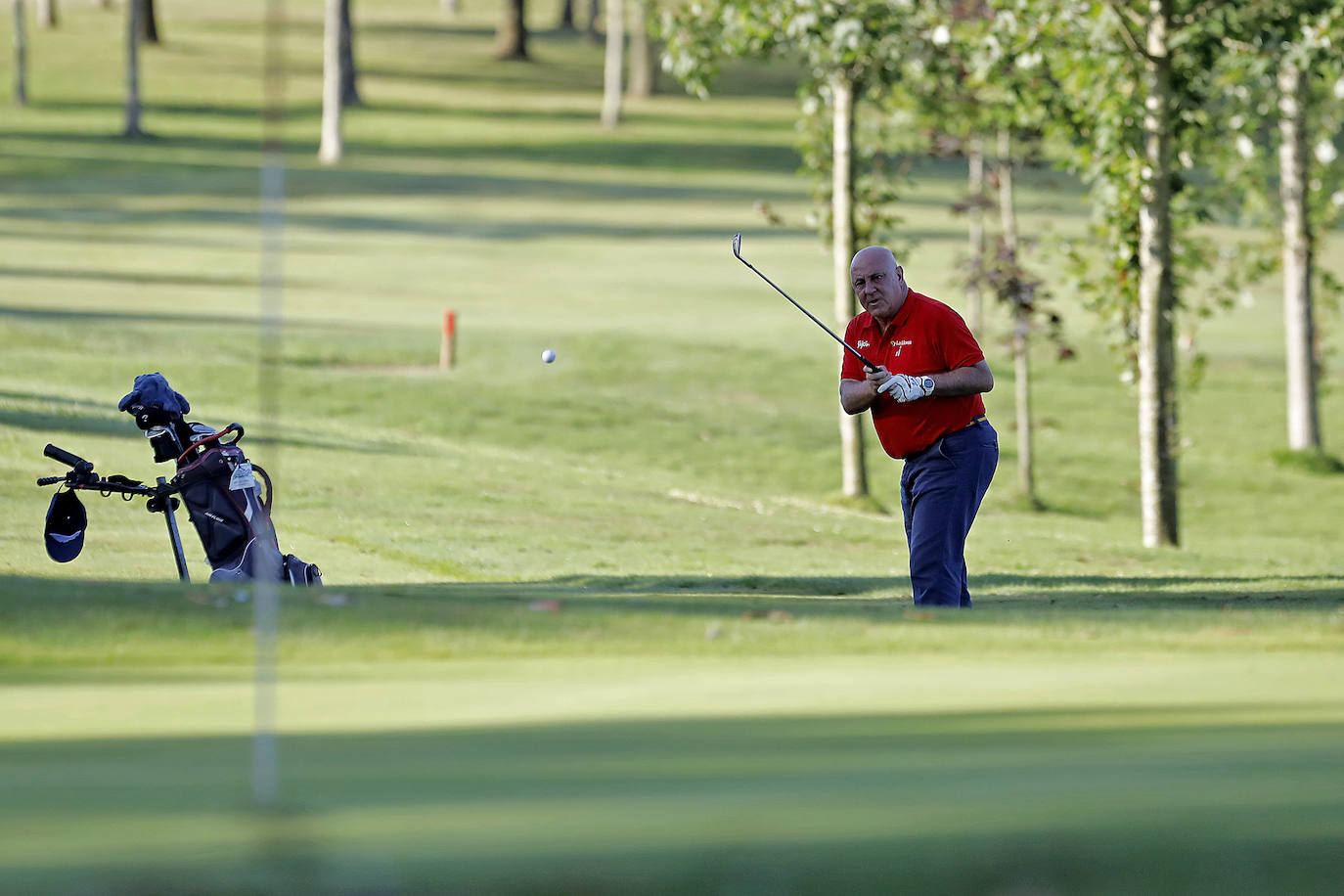 El Campo Municipal de Golf La Llorea acoge durante este miércoles y el jueves la primera edición de este torneo competitivo entre equipos sénior de Gijón y Oviedo, organizado por Golf Sénior Asturias (GSA). 