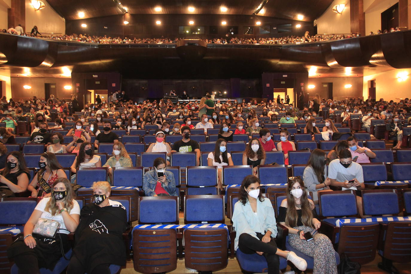 La banda madrileña Dvicio actuó este sábado en el Auditorio dentro de las actividades programadas en San Mateo. Repasaron sus mejores temas y presentaron su último álbum, 'Impulso'.
