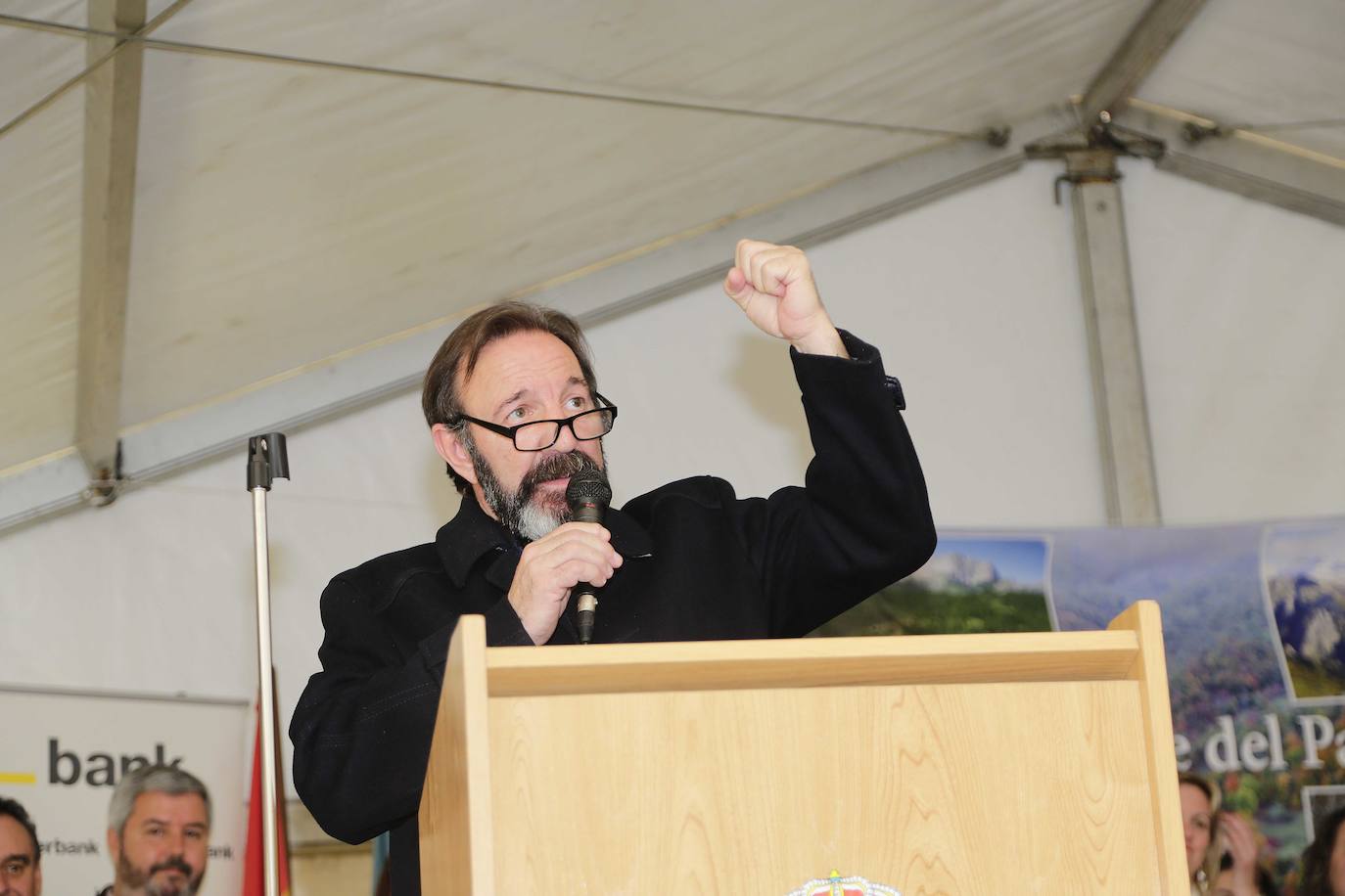 El actor asturiano ha muerto en Oviedo, con solo 64 años y una extensísima trayectoria, patrimonio ya del arte asturiano