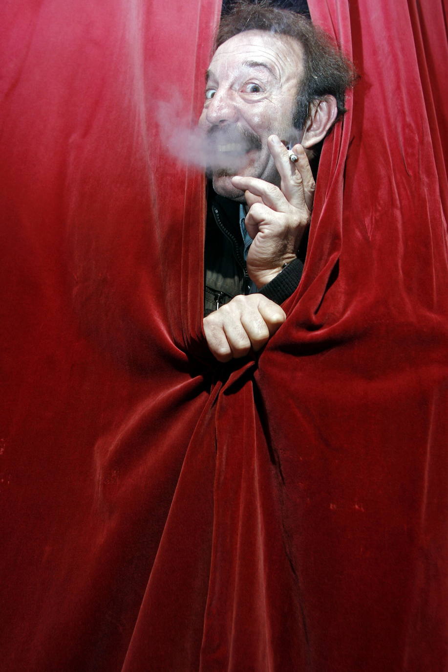 El actor asturiano ha muerto en Oviedo, con solo 64 años y una extensísima trayectoria, patrimonio ya del arte asturiano