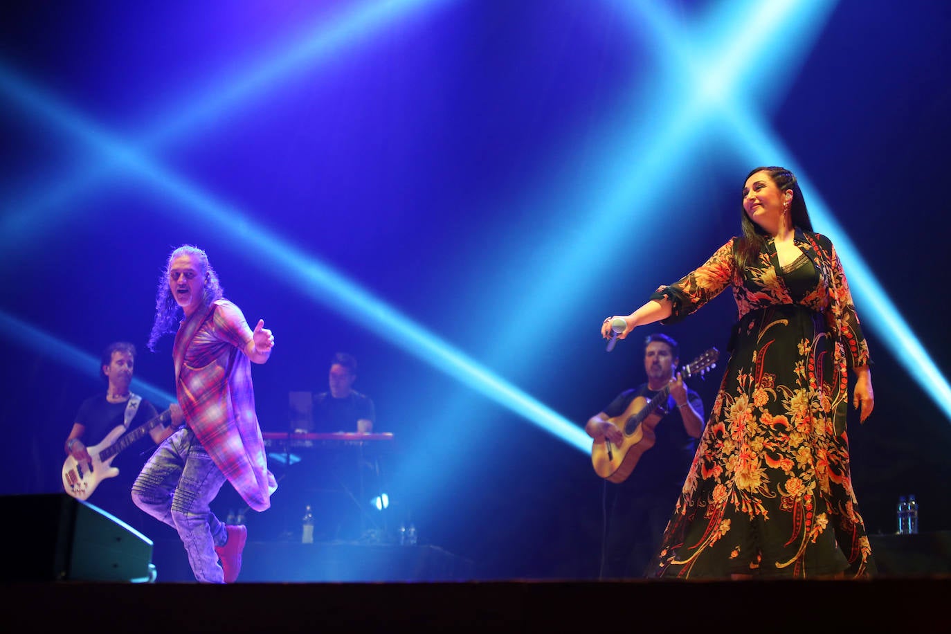 Dioni Martín y Ángeles Muñoz nunca fallan. Este miércoles volvieron a conquistar al público del Auditorio con sus canciones de siempre.