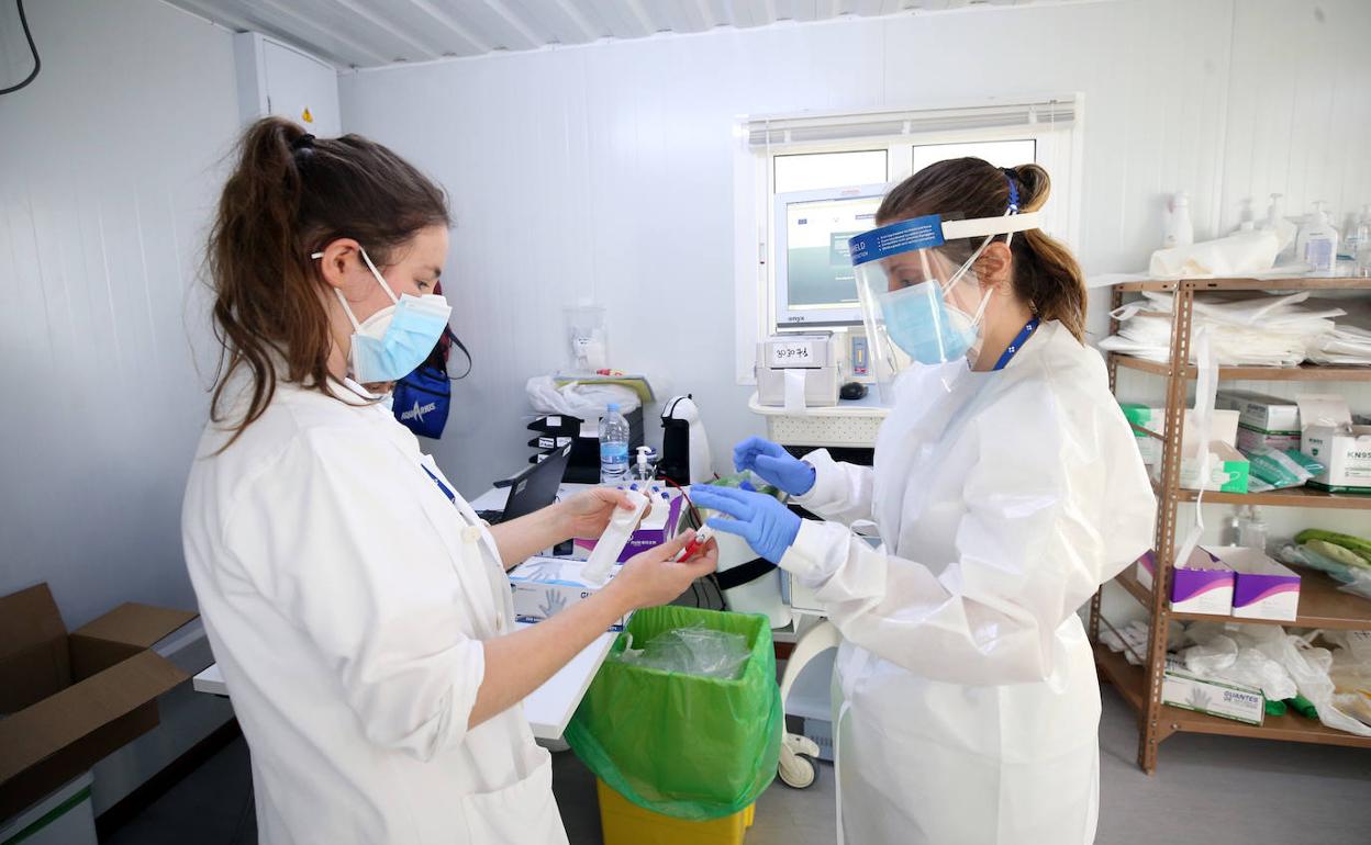 Coronavirus | Cinco nuevos brotes en Asturias elevan a una decena los que permanecen activos