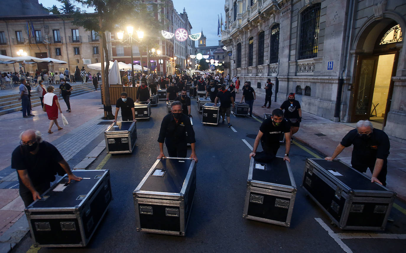 Fotos: El sector del espectáculo y de los eventos exige atención y ayudas en Oviedo