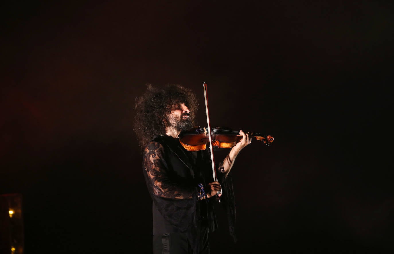 Hizo de la noche previa al día grande de San Mateo todo un espectáculo.