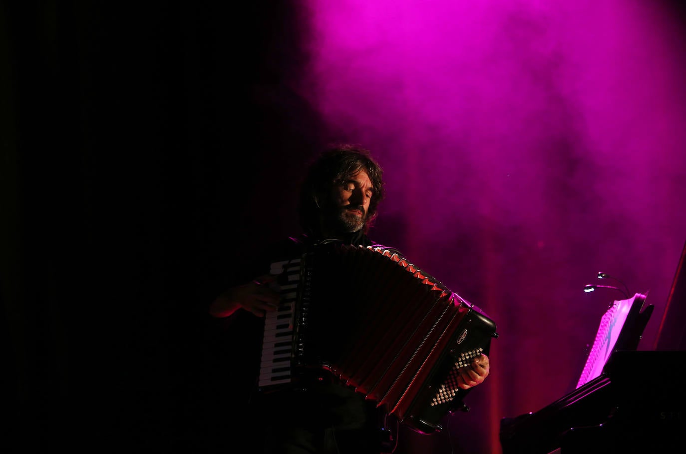 Nando Agüeros y Diana Navarro agotan las entradas del Auditorio.