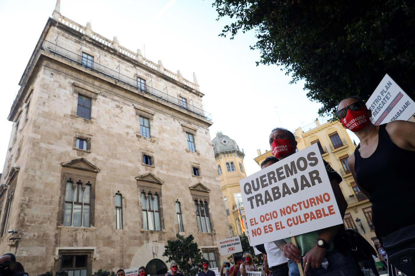 El sector hostelero y del ocio nocturno demanda una actuación de las administraciones, ya que si no, muchos se verán abocados al cierre