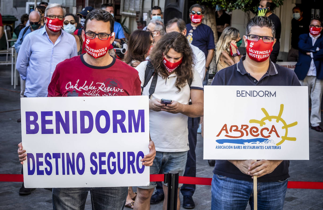 El sector hostelero y del ocio nocturno demanda una actuación de las administraciones, ya que si no, muchos se verán abocados al cierre