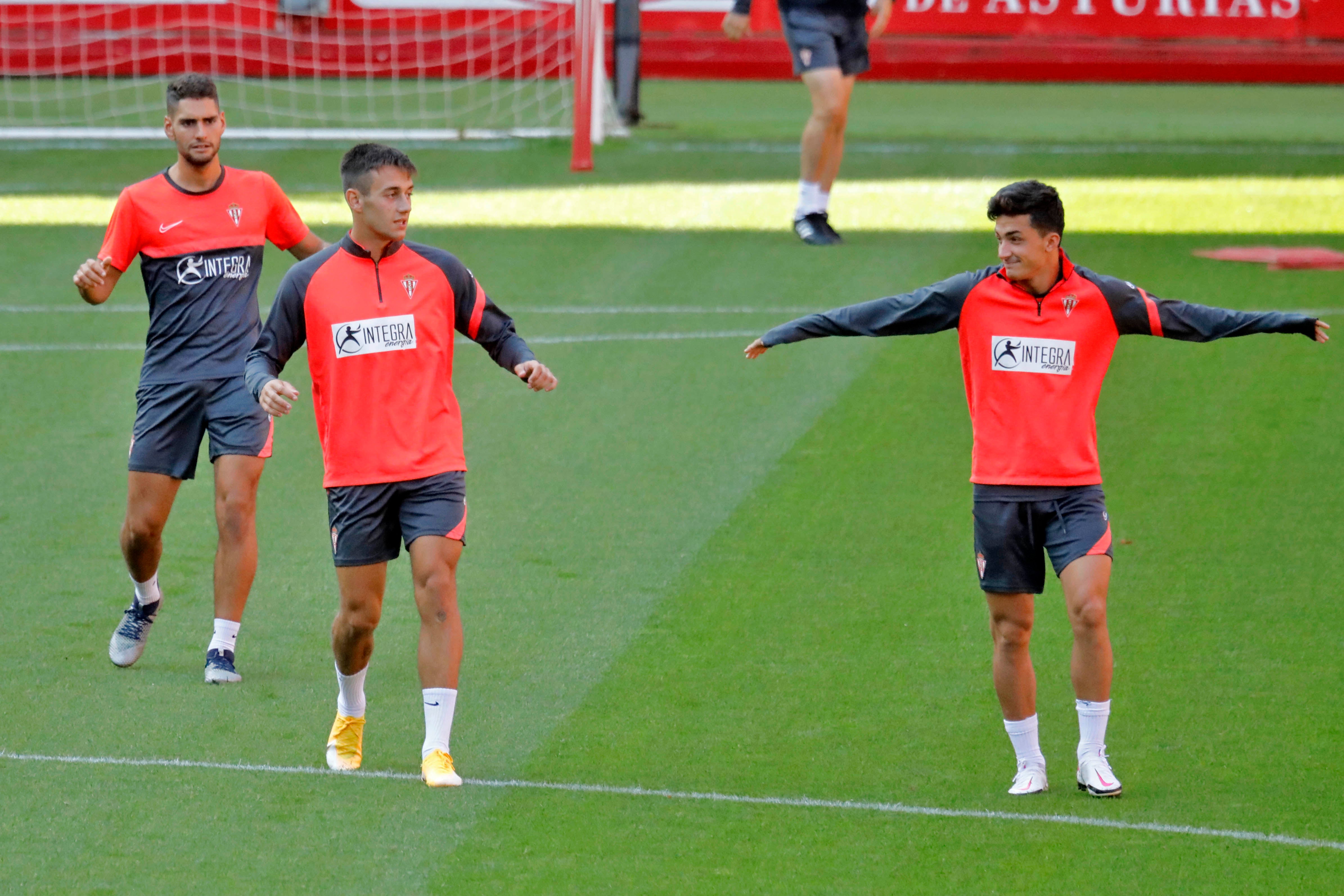 Sesión preparatoria de los rojiblancos para el partido del sábado frente al Girona (18.15 horas)