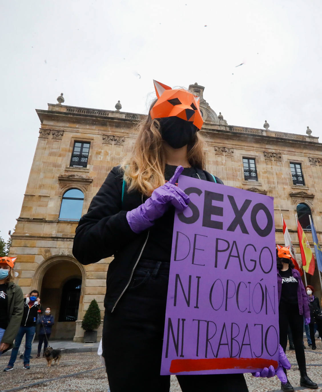 La manifestación critica «un sistema prostitucional que diariamente explota a miles de mujeres y niñas en España»