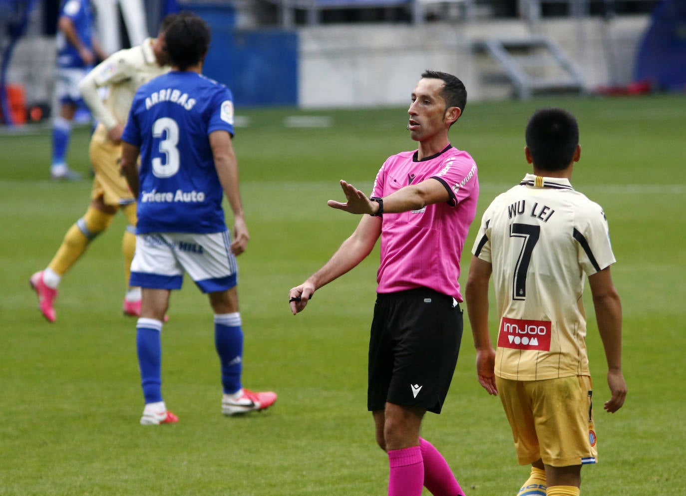 El conjunto azul encaja su primera derrota de la temporada en casa. 