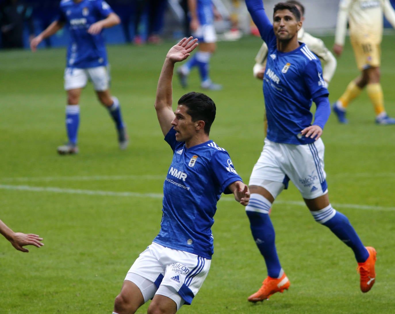 El conjunto azul encaja su primera derrota de la temporada en casa. 