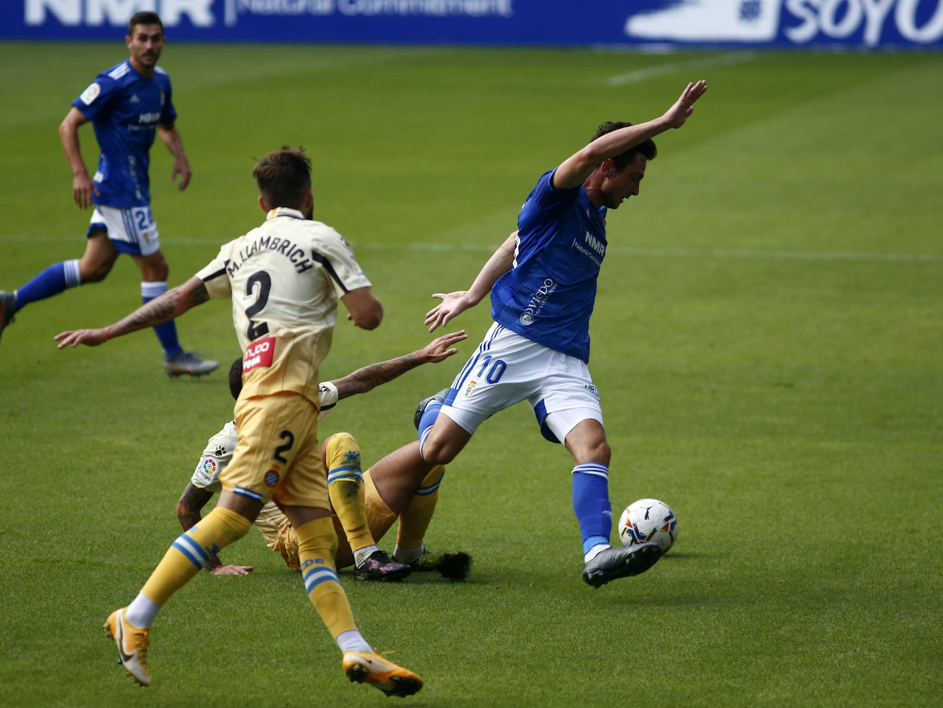 El conjunto azul encaja su primera derrota de la temporada en casa. 