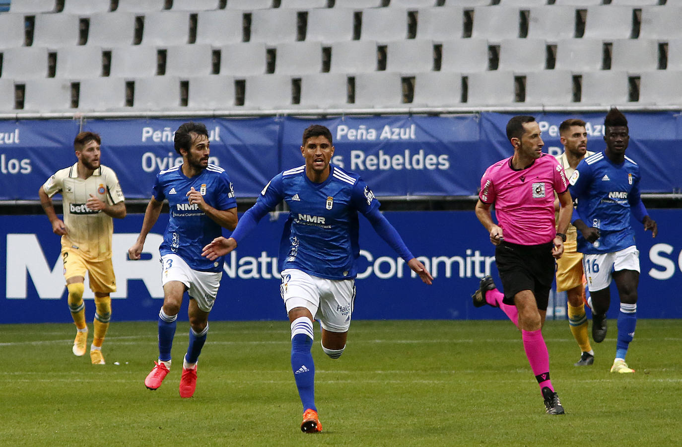El conjunto azul encaja su primera derrota de la temporada en casa. 