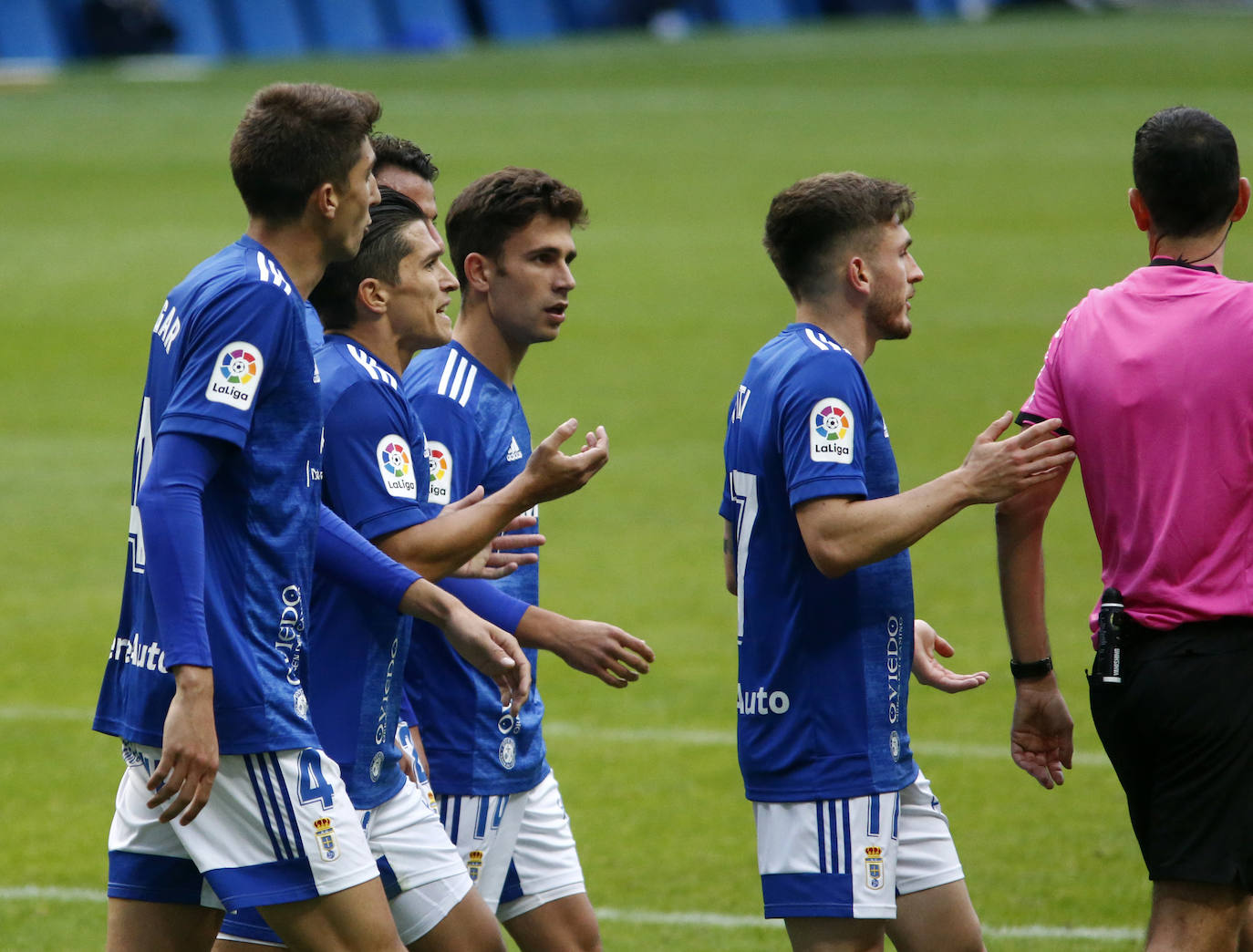 El conjunto azul encaja su primera derrota de la temporada en casa. 