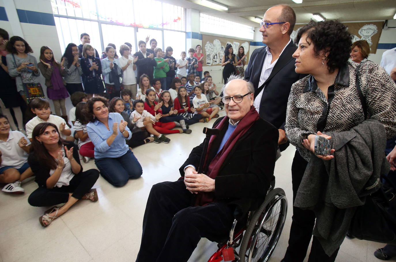 El dibujante argentino Joaquín Salvador Lavado, conocido como 'Quino' y popular por ser el creador de Mafalda, ha fallecido este miércoles en Mendoza, su ciudad natal, a los 88 años. Entre sus muchos reconocimientos, Quino obtuvo en 2014 el Premio Príncipe de Asturias de Comunicación y Humanidades. 