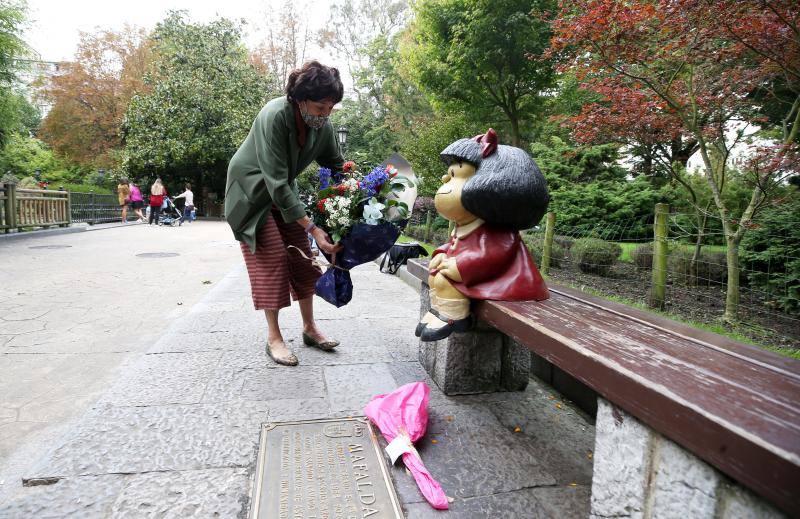 El dibujante argentino Joaquín Salvador Lavado, conocido como 'Quino' y popular por ser el creador de Mafalda, ha fallecido este miércoles en Mendoza, su ciudad natal, a los 88 años. Entre sus muchos reconocimientos, Quino obtuvo en 2014 el Premio Príncipe de Asturias de Comunicación y Humanidades. 