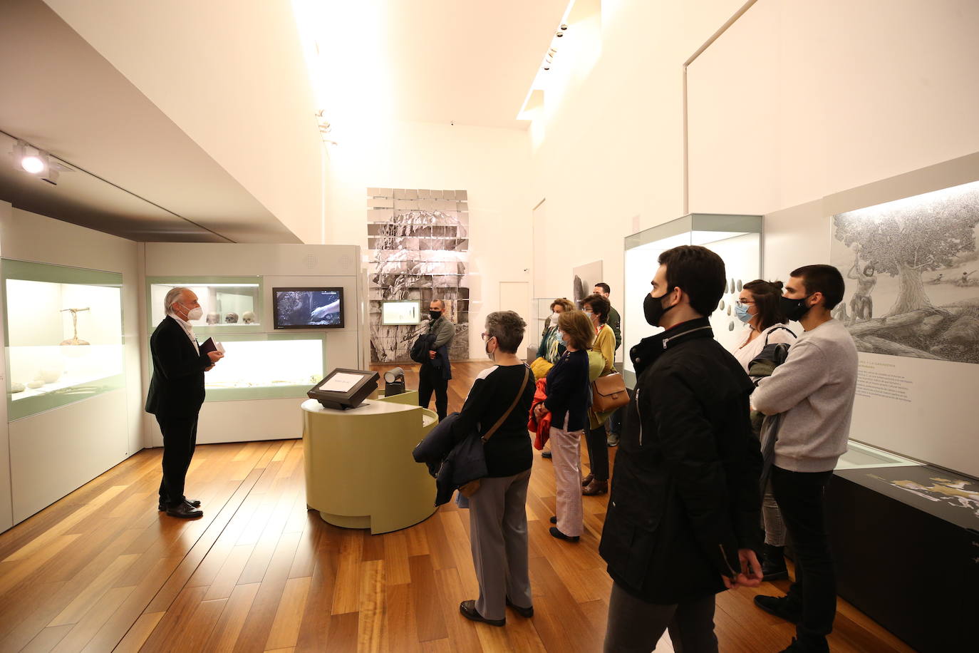 La Vega, Trascorrales o la Catedral fueron algunos de los escenarios de un evento del que el alcalde espera que «no salgan brotes, sino cultura»