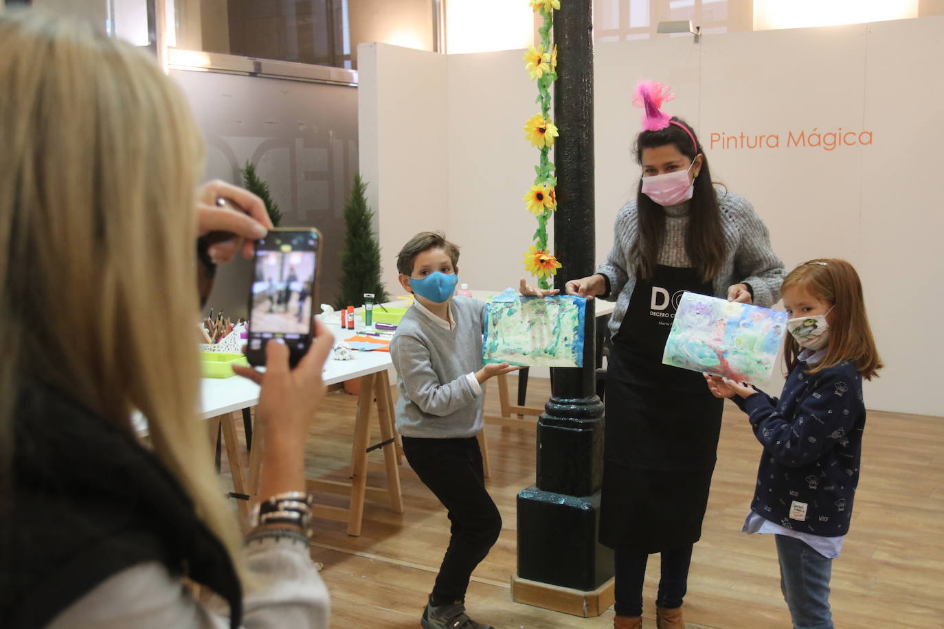 La Vega, Trascorrales o la Catedral fueron algunos de los escenarios de un evento del que el alcalde espera que «no salgan brotes, sino cultura»