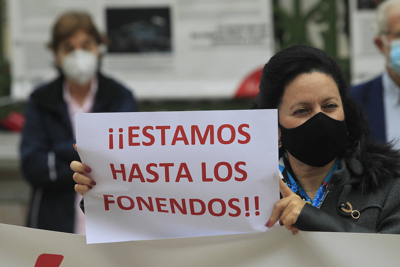 Fotos: Los médicos de los centros de salud urgen medidas