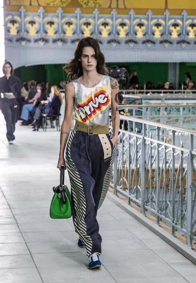 Louis Vuitton también se reordena en la pasarela: desfile