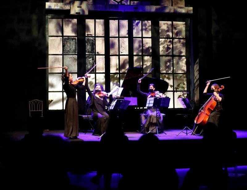 Concierto de Enol Ensemble con un repertorio que incluye piezas musicales compuestas por los galardonados con el Premio Princesa de Asturias de las Artes 2020, John Williams y Ennio Morricone, y adaptadas a un formato de cámara.