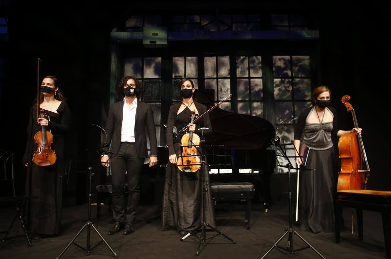 Concierto de Enol Ensemble con un repertorio que incluye piezas musicales compuestas por los galardonados con el Premio Princesa de Asturias de las Artes 2020, John Williams y Ennio Morricone, y adaptadas a un formato de cámara.