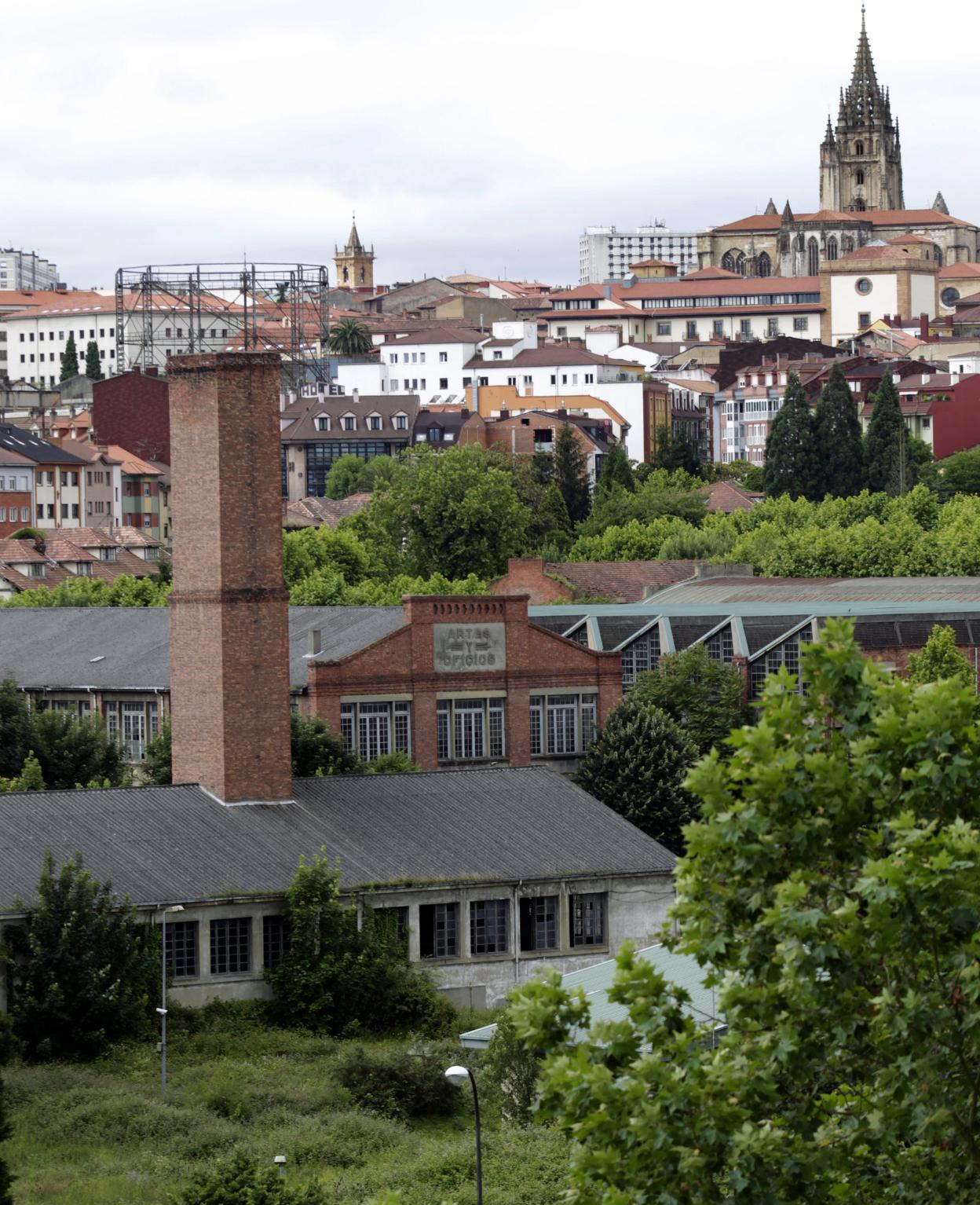 Vista desde el norte de la fábrica de armas de La Vega.