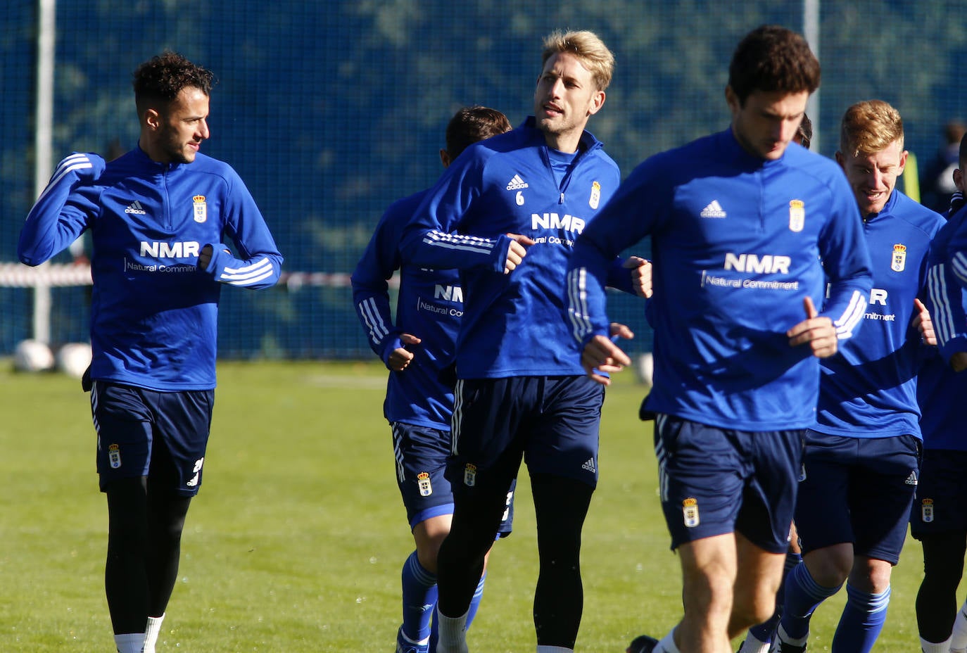 Los jugadores del Real Oviedo entrenan el viernes previo al encuentro contra el Girona 