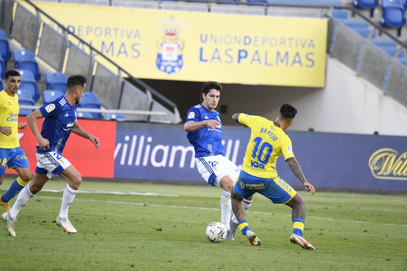 Jugadas del partido disputado este sábado en tierras canarias entre Las Palmas y el Real Oviedo. 