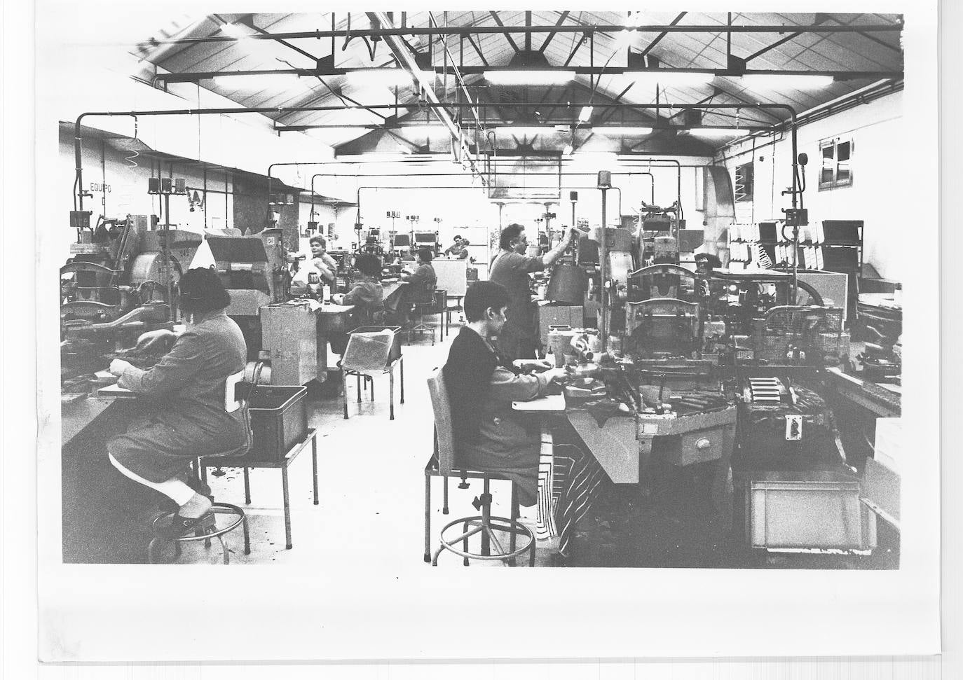 El histórico edificio de Tabacalera en Gijón, de 6.900 metros cuadrados y cinco plantas, será recuperado para usos culturales. Será una nueva etapa para un emblemático inmueble que fue también iglesia y vicaría.