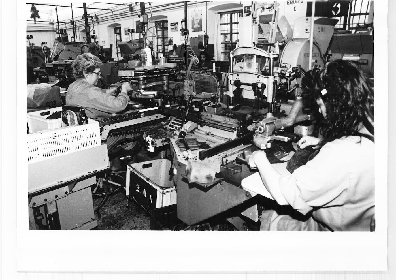 El histórico edificio de Tabacalera en Gijón, de 6.900 metros cuadrados y cinco plantas, será recuperado para usos culturales. Será una nueva etapa para un emblemático inmueble que fue también iglesia y vicaría.