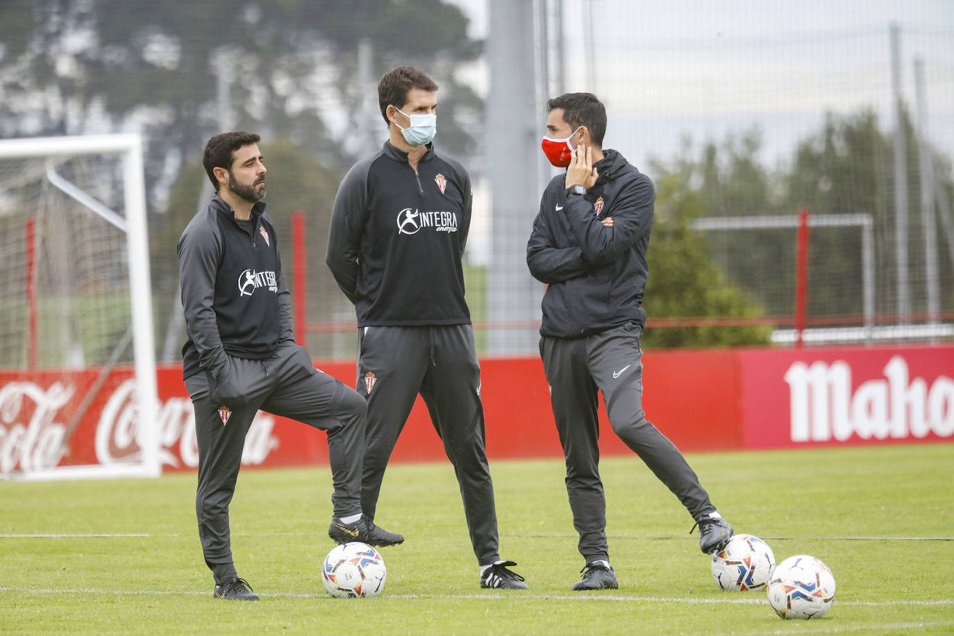 El Sporting se entrenó este domingo con la mirada puesta en el encuentro del lunes ante el Castellón.