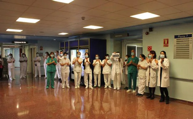 Coronavirus en Asturias | La plantilla del Hospital de Cabueñes «no puede más» 