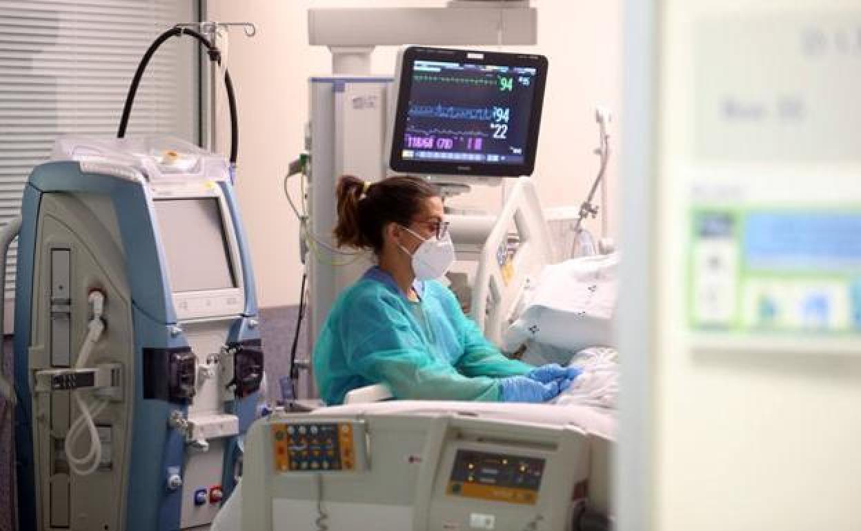 574 nuevos positivos y 14 fallecimientos en Asturias en las últimas 24 horas