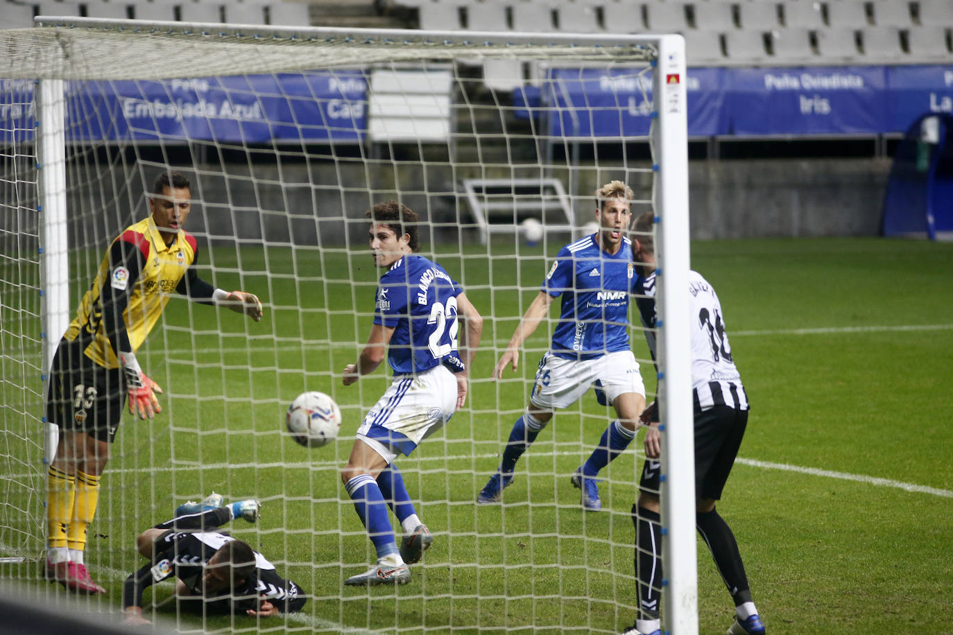 Fotos: Las imágenes del Real Oviedo - Castellón