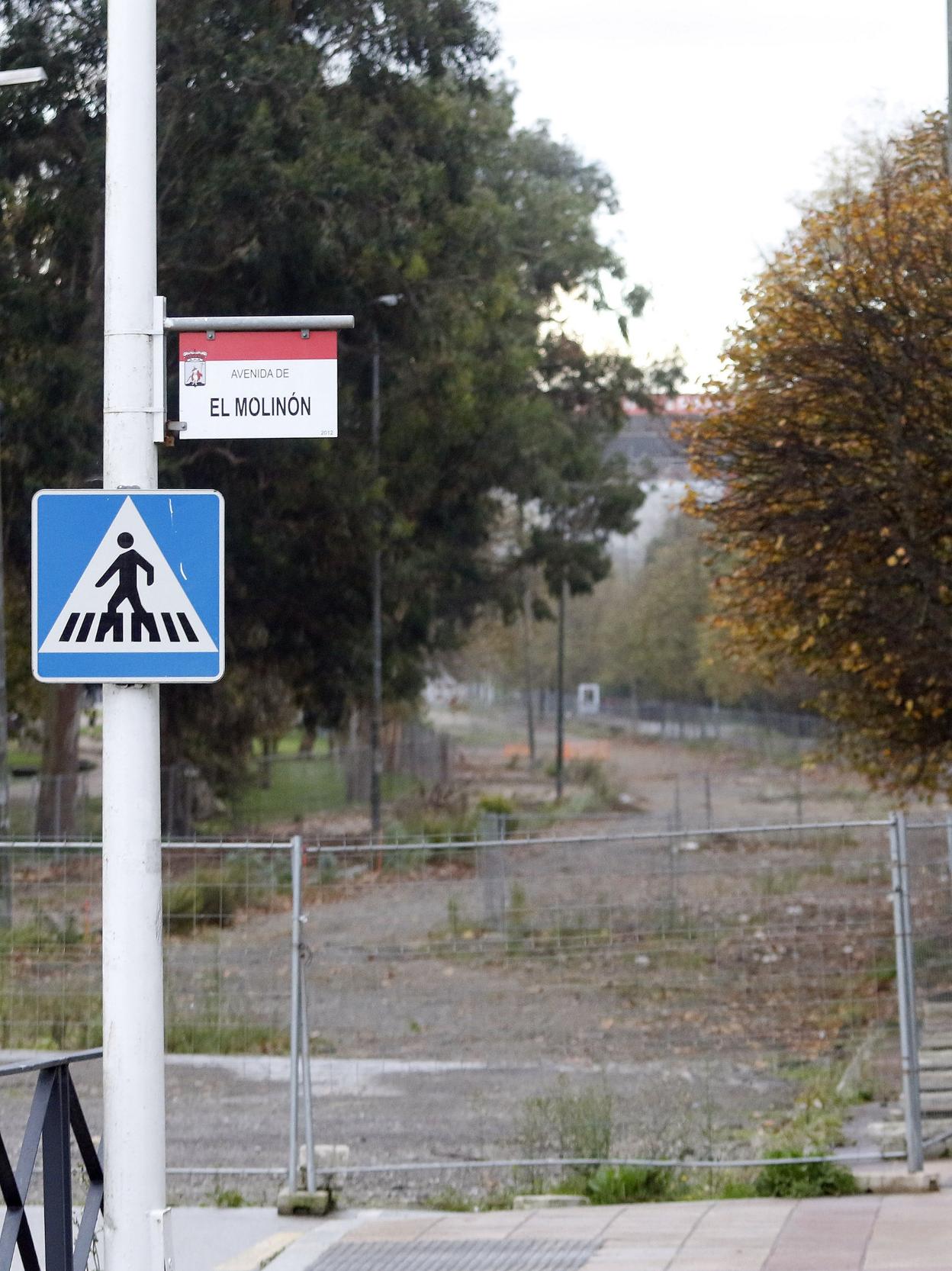 La avenida de El Molinón, pendiente del inicio de las obras.