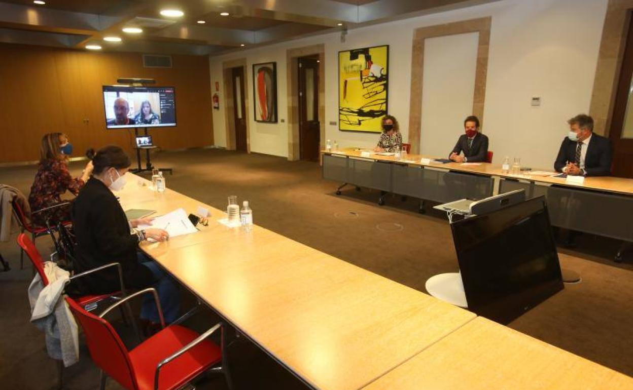 Ciudadanos asegura tener 'autonomía total' con respecto a Madrid en la negociación presupuestaria