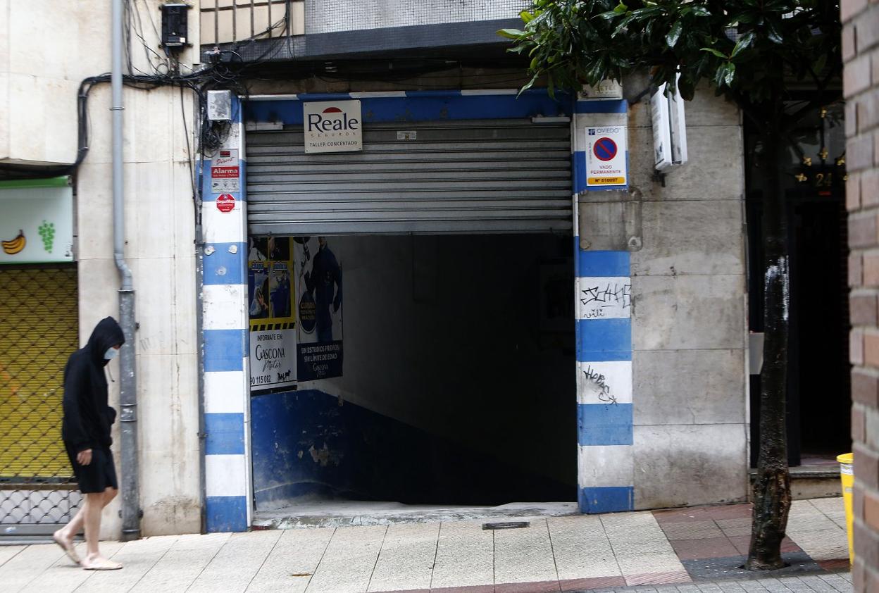 El número 24 de la calle Gascona, sede del taller 'okupado' durante dos años. 