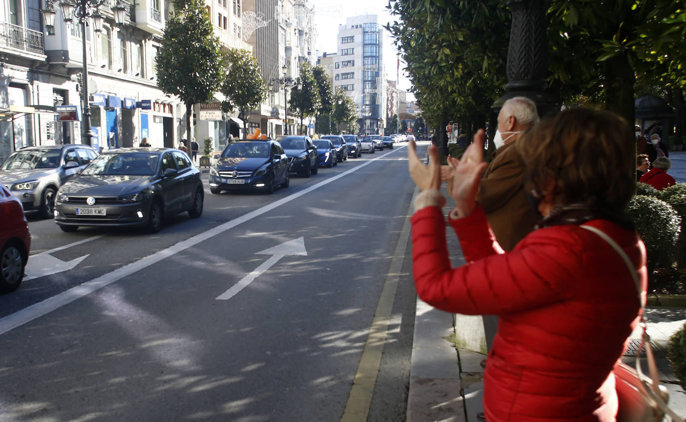 Protestan contra «el control político de la educación» y «los recortes en la libertad de enseñanza»