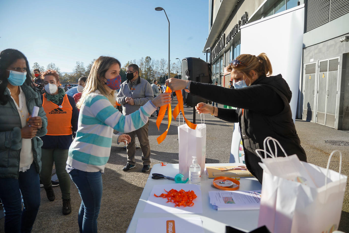 Protestan contra «el control político de la educación» y «los recortes en la libertad de enseñanza»